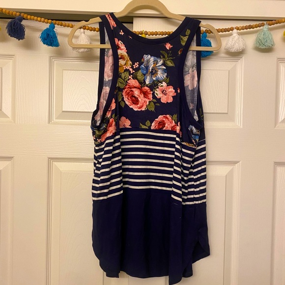 NWT Colorblock Racerback, navy pattern - Picture 2 of 5